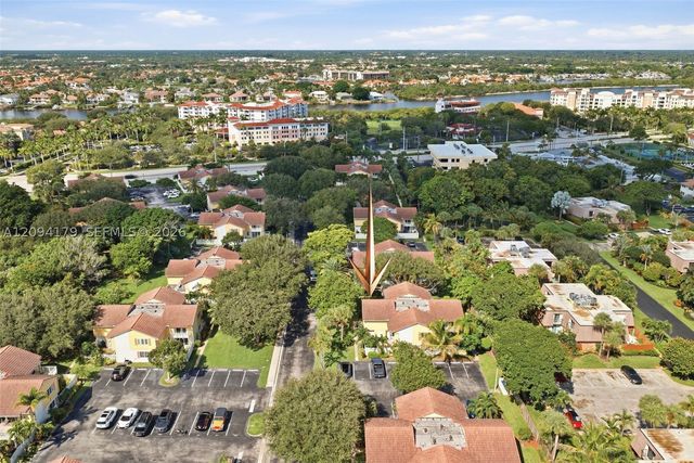 146 Seabreeze Cir, Jupiter, FL 33477