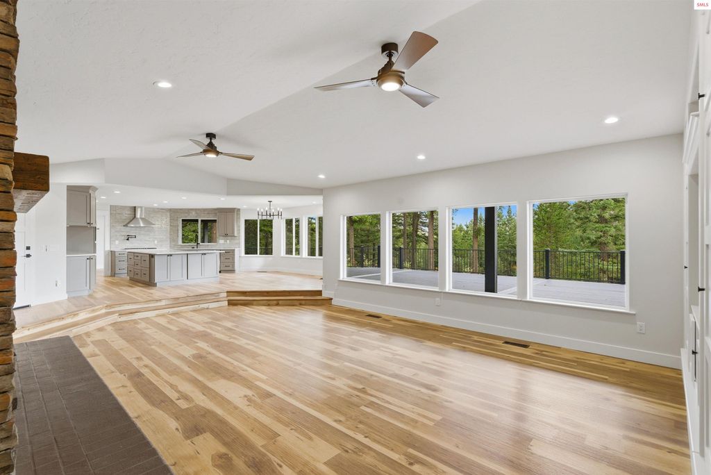 422 Roop Rd, Cocolalla, ID 83813 photo 16