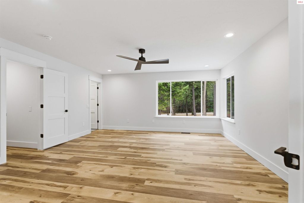 422 Roop Rd, Cocolalla, ID 83813 photo 26