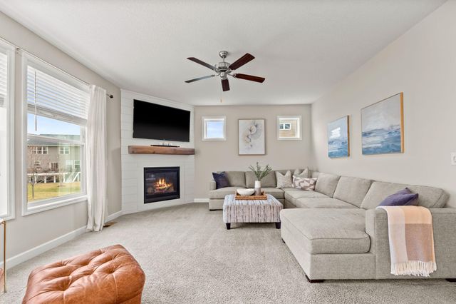 1865 Primrose Lane, Victoria, MN 55386