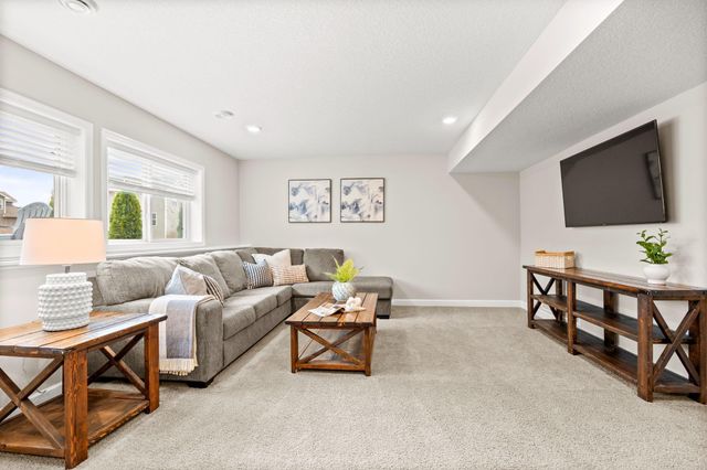 1865 Primrose Lane, Victoria, MN 55386