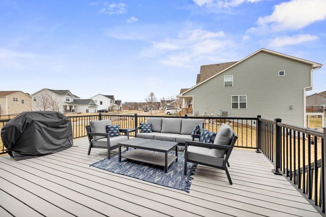 1865 Primrose Lane, Victoria, MN 55386