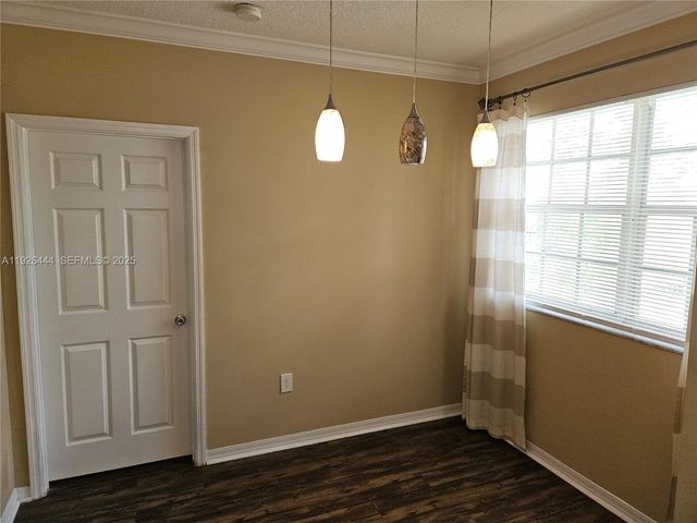 140 SW 117th Ave 4306, Pembroke Pines, FL 33025