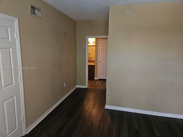 140 SW 117th Ave 4306, Pembroke Pines, FL 33025