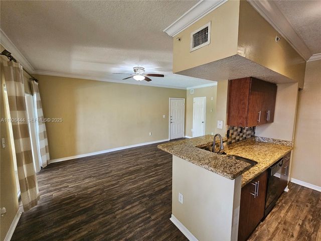 140 SW 117th Ave 4306, Pembroke Pines, FL 33025