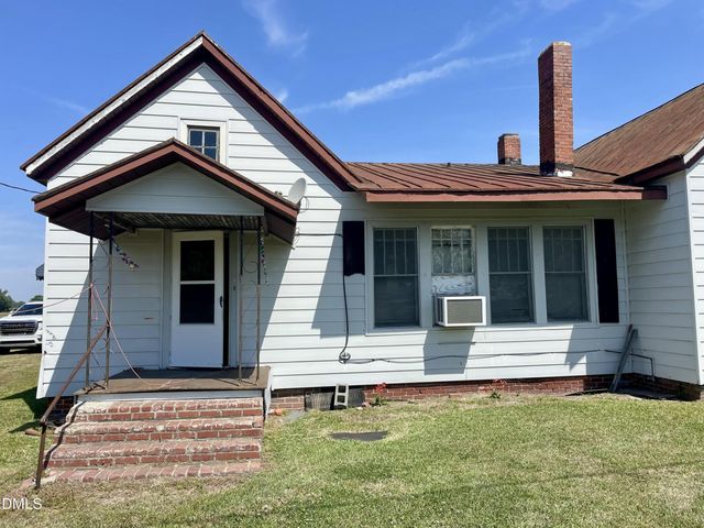 2880 Grantham School Road, Mount Olive, NC 28365