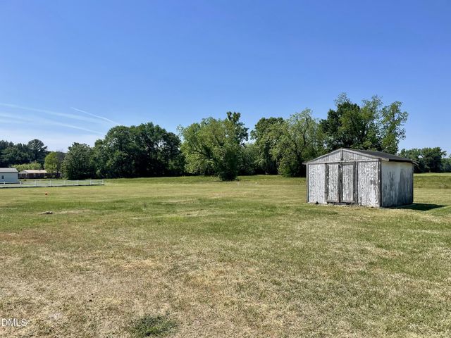 2880 Grantham School Road, Mount Olive, NC 28365