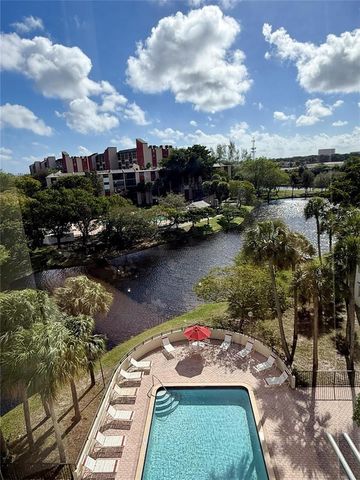 2304 S Cypress Bend Drive 615, Pompano Beach, FL 33069