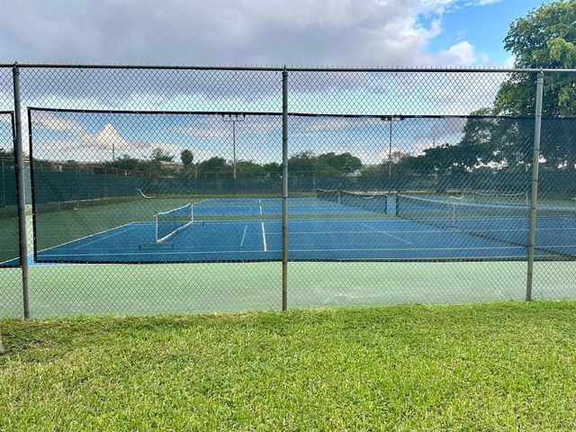 2304 S Cypress Bend Drive 615, Pompano Beach, FL 33069