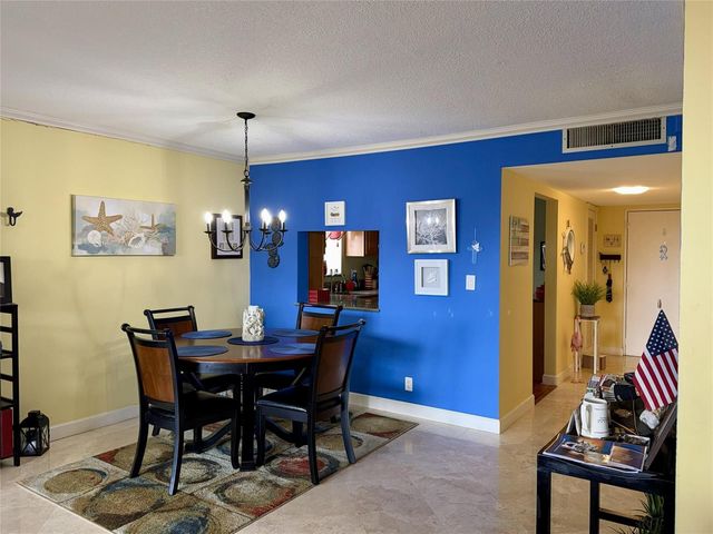 2304 S Cypress Bend Drive 615, Pompano Beach, FL 33069