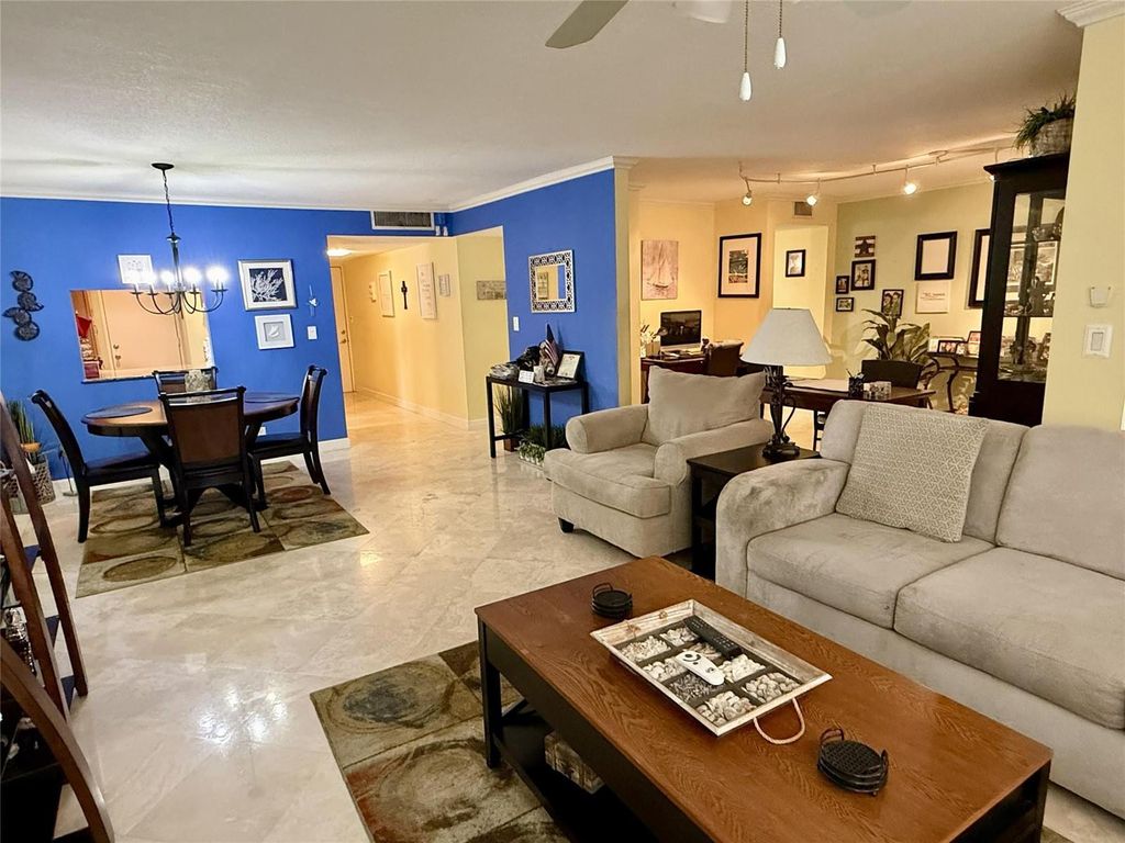 2304 S Cypress Bend Drive 615, Pompano Beach, FL 33069