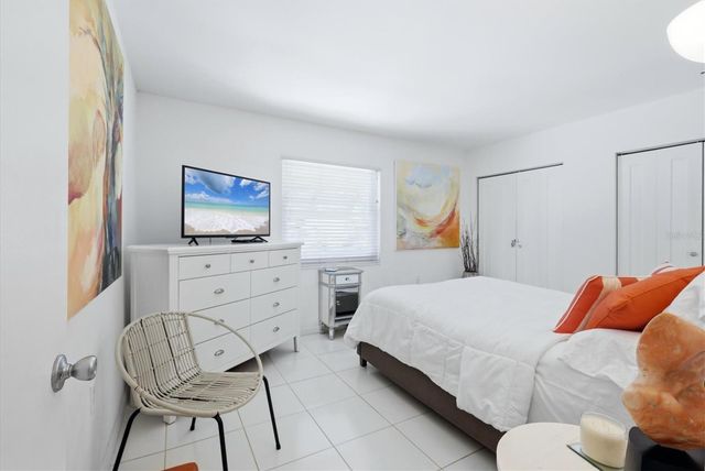 4660 OCEAN BOULEVARD Q2, Sarasota, FL 34242