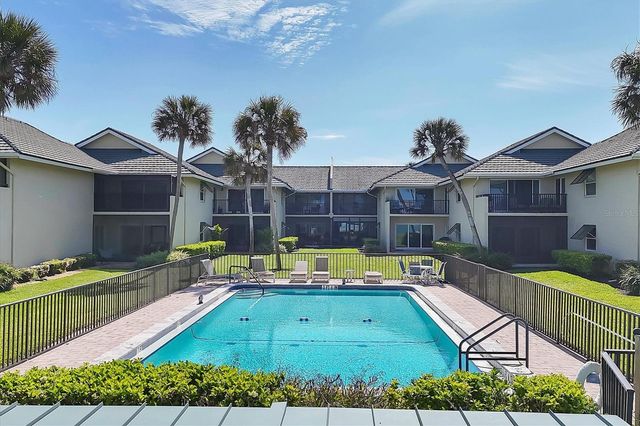4660 OCEAN BOULEVARD Q2, Sarasota, FL 34242