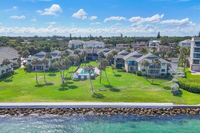 4660 OCEAN BOULEVARD Q2, Sarasota, FL 34242