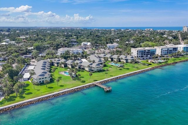 4660 OCEAN BOULEVARD Q2, Sarasota, FL 34242