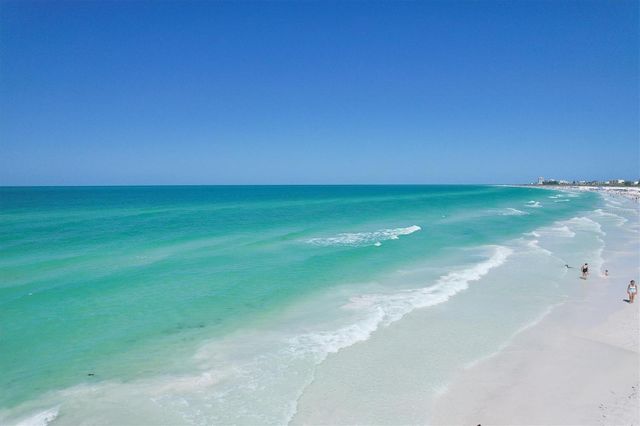 4660 OCEAN BOULEVARD Q2, Sarasota, FL 34242