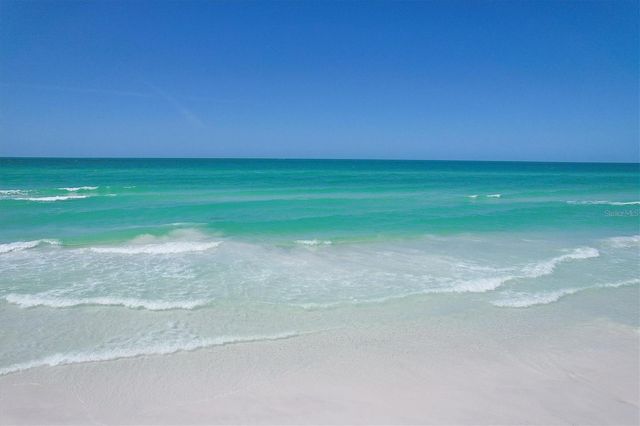 4660 OCEAN BOULEVARD Q2, Sarasota, FL 34242
