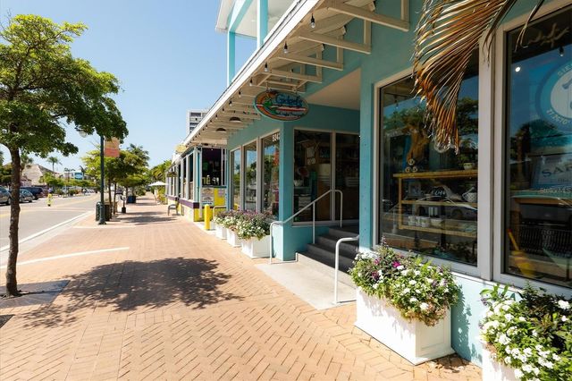 4660 OCEAN BOULEVARD Q2, Sarasota, FL 34242