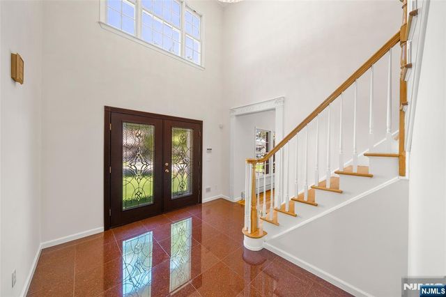 220 Concord Drive, Paramus, NJ 07652