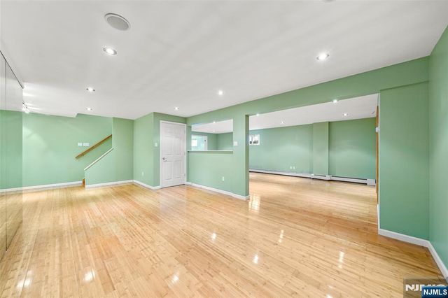 220 Concord Drive, Paramus, NJ 07652