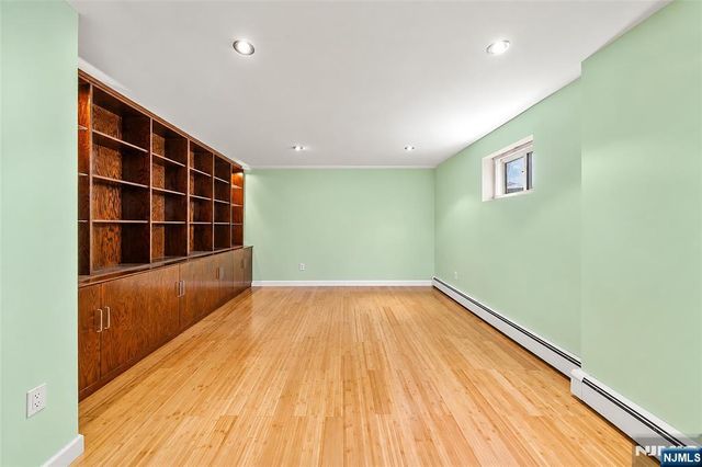 220 Concord Drive, Paramus, NJ 07652
