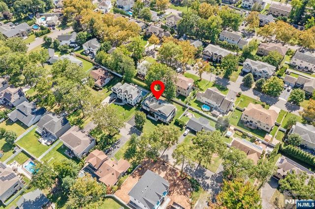 220 Concord Drive, Paramus, NJ 07652