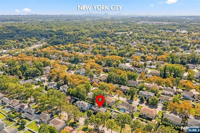 220 Concord Drive, Paramus, NJ 07652