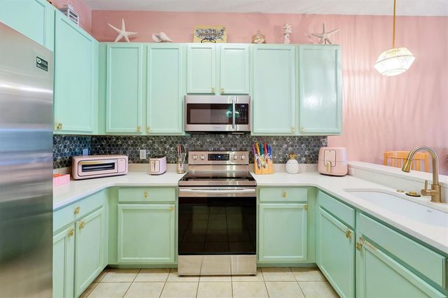 1004 GRAN BAHAMA BOULEVARD 1004, Davenport, FL 33897