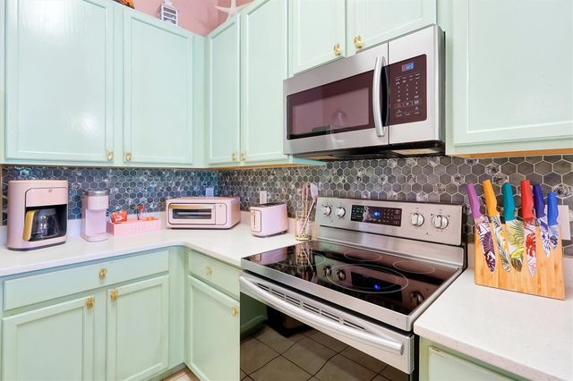 1004 GRAN BAHAMA BOULEVARD 1004, Davenport, FL 33897