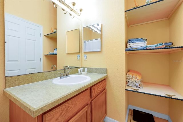 1004 GRAN BAHAMA BOULEVARD 1004, Davenport, FL 33897