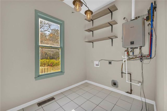 5921 Bostwick Highway, Bishop, GA 30621
