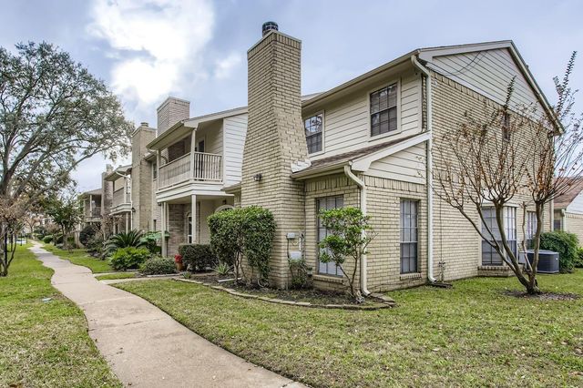 800 Country Place Drive 408, Houston, TX 77079
