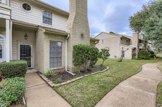 800 Country Place Drive 408, Houston, TX 77079