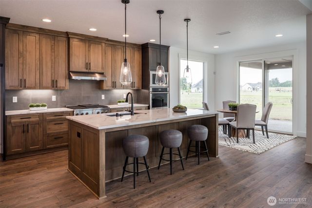 3035 SE Nyeri Trail, Olalla, WA 98359