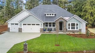 3035 SE Nyeri Trail, Olalla, WA 98359