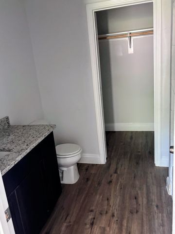 714 Cedarcrest Drive, Tool, TX 75143