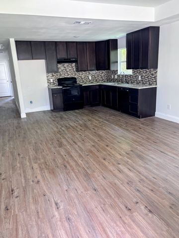 714 Cedarcrest Drive, Tool, TX 75143