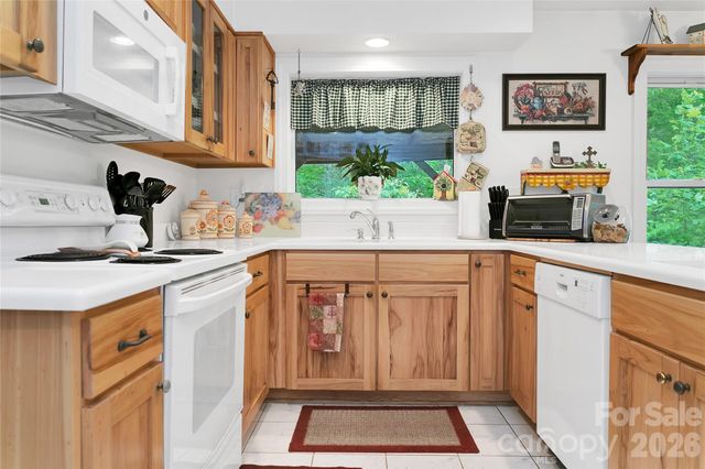 229 Hubbard Hollow Road, Rosman, NC 28772