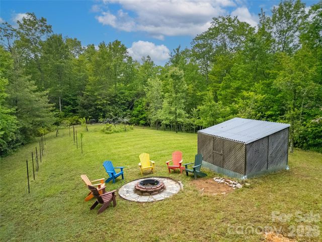 229 Hubbard Hollow Road, Rosman, NC 28772