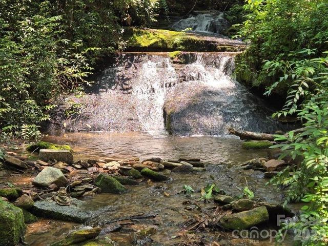 229 Hubbard Hollow Road, Rosman, NC 28772