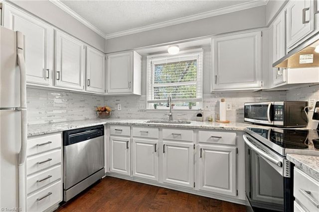 1175 Glendale Drive, Greensboro, NC 27406