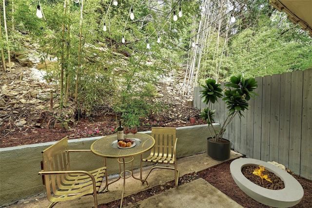 5330 Balcones DR G, Austin, TX 78731