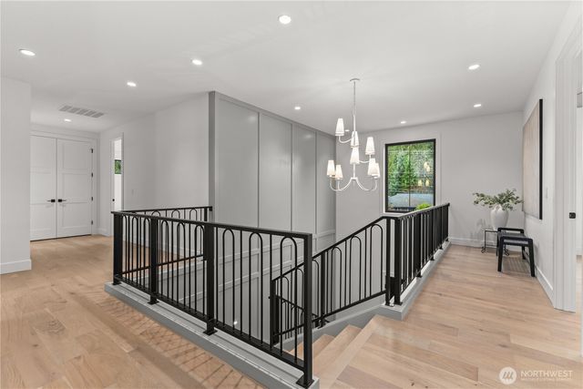 10789 SE 10th Street, Bellevue, WA 98004