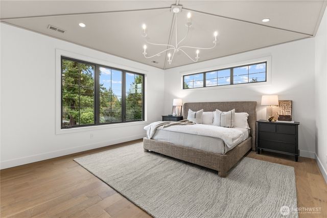 10789 SE 10th Street, Bellevue, WA 98004