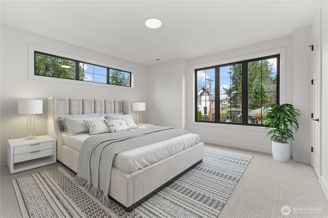 10789 SE 10th Street, Bellevue, WA 98004