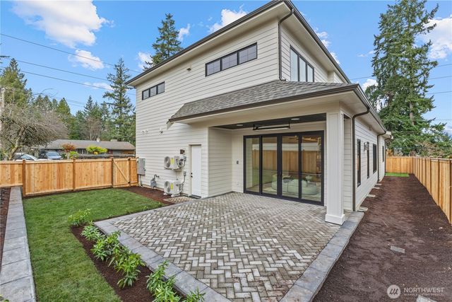 10789 SE 10th Street, Bellevue, WA 98004