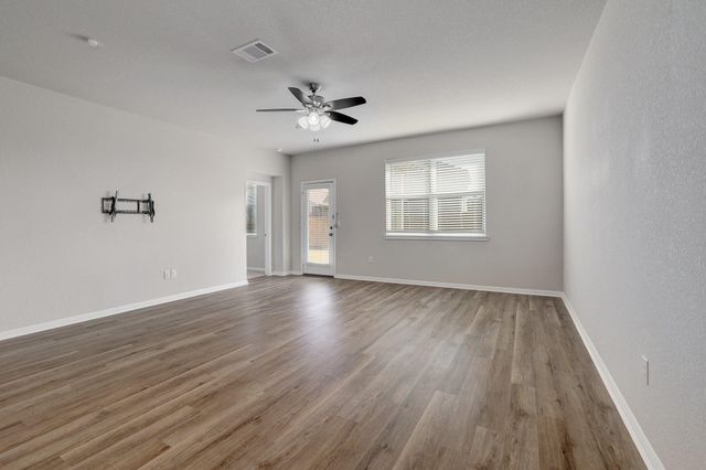 105 Brunnen WAY, Georgetown, TX 78626