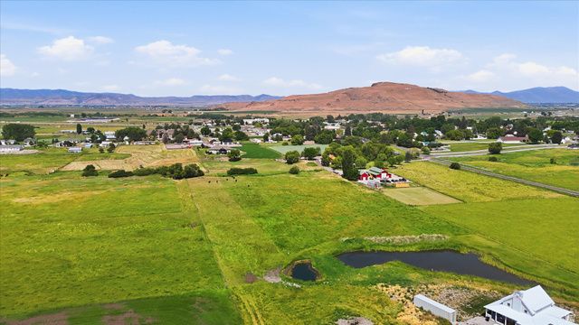 105 S 3RD, Franklin, ID 83237