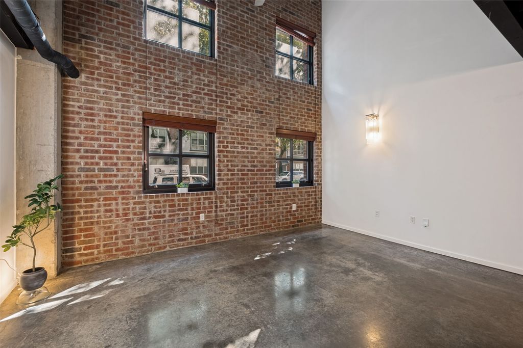 3110 Thomas Avenue 109, Dallas, TX 75204
