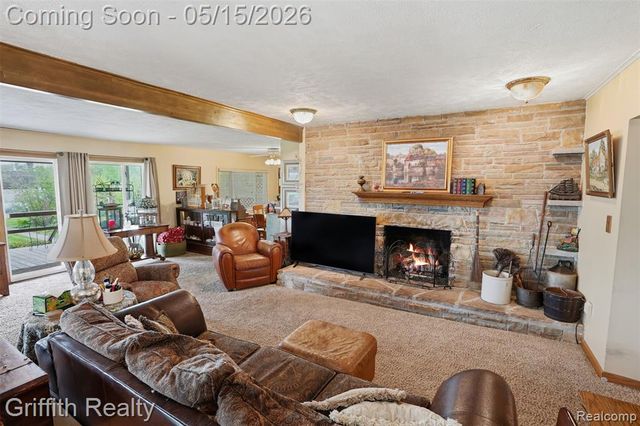 2901 School Lake Drive, Brighton, MI 48114